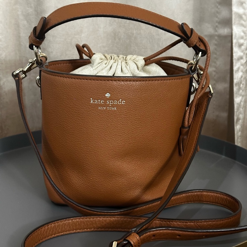 Kate Spade Hayes Bucket Crossbody Bag